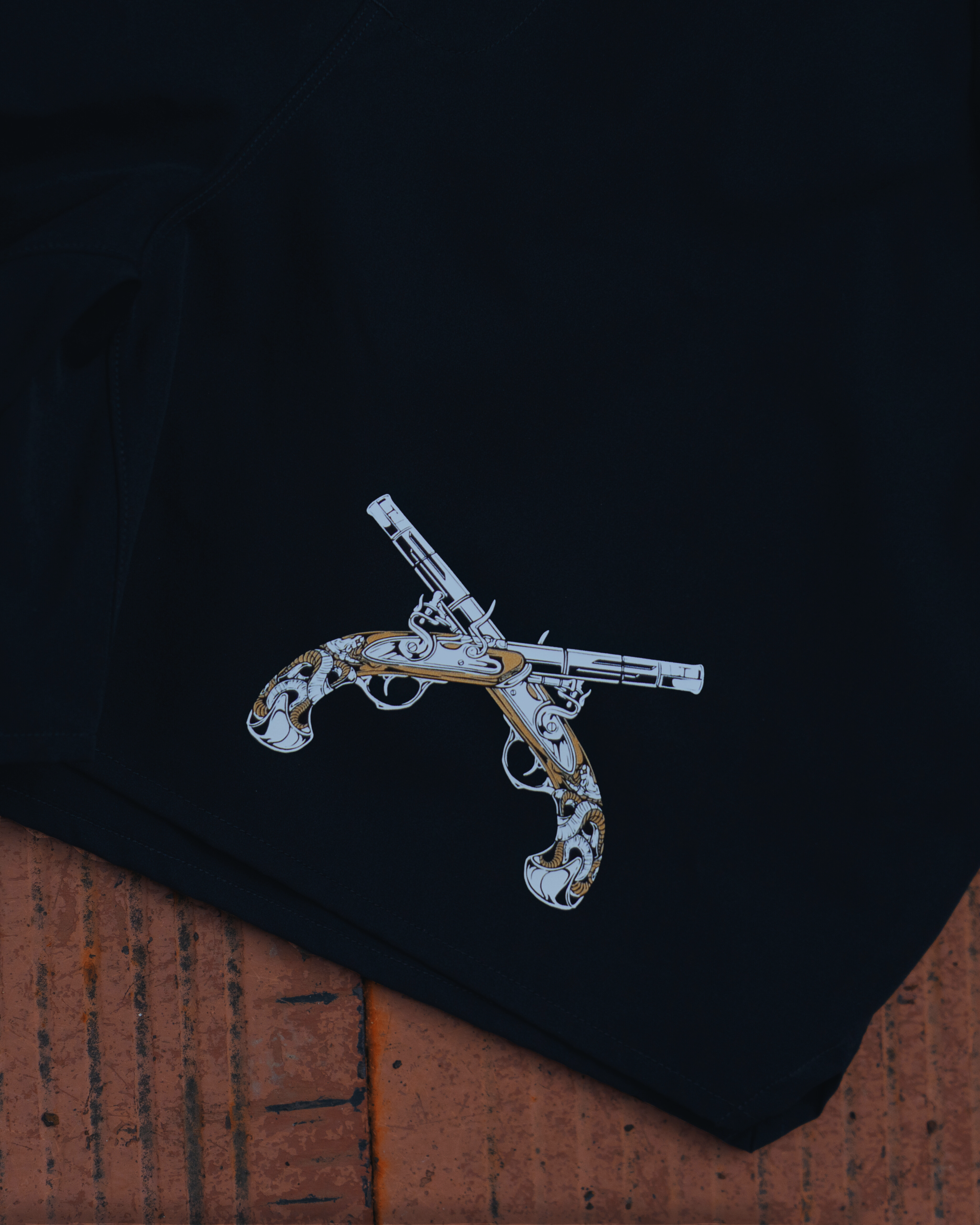 LINEAR x 13TH CRYPT SHORT (LINED)