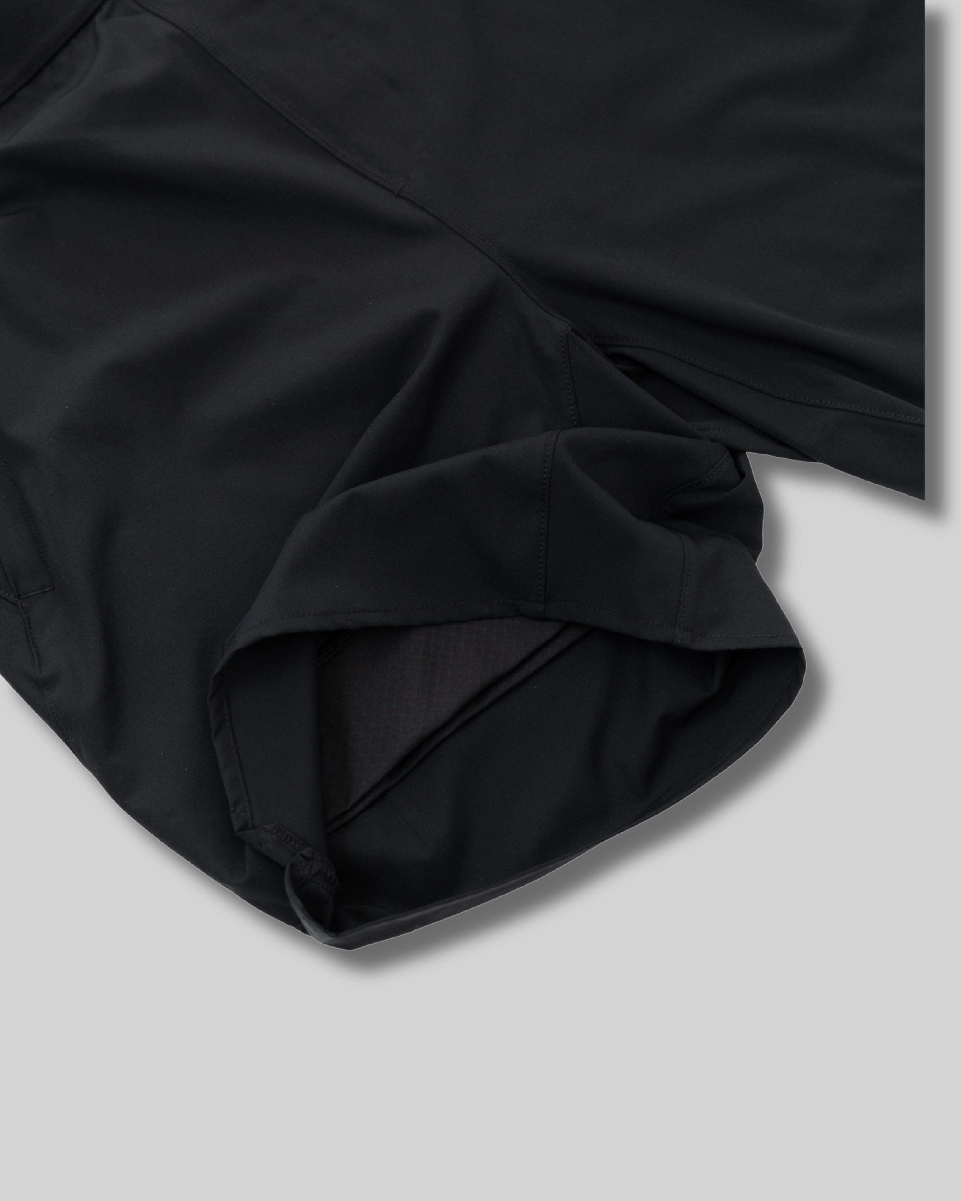 BASELINE SHORT (LINED)