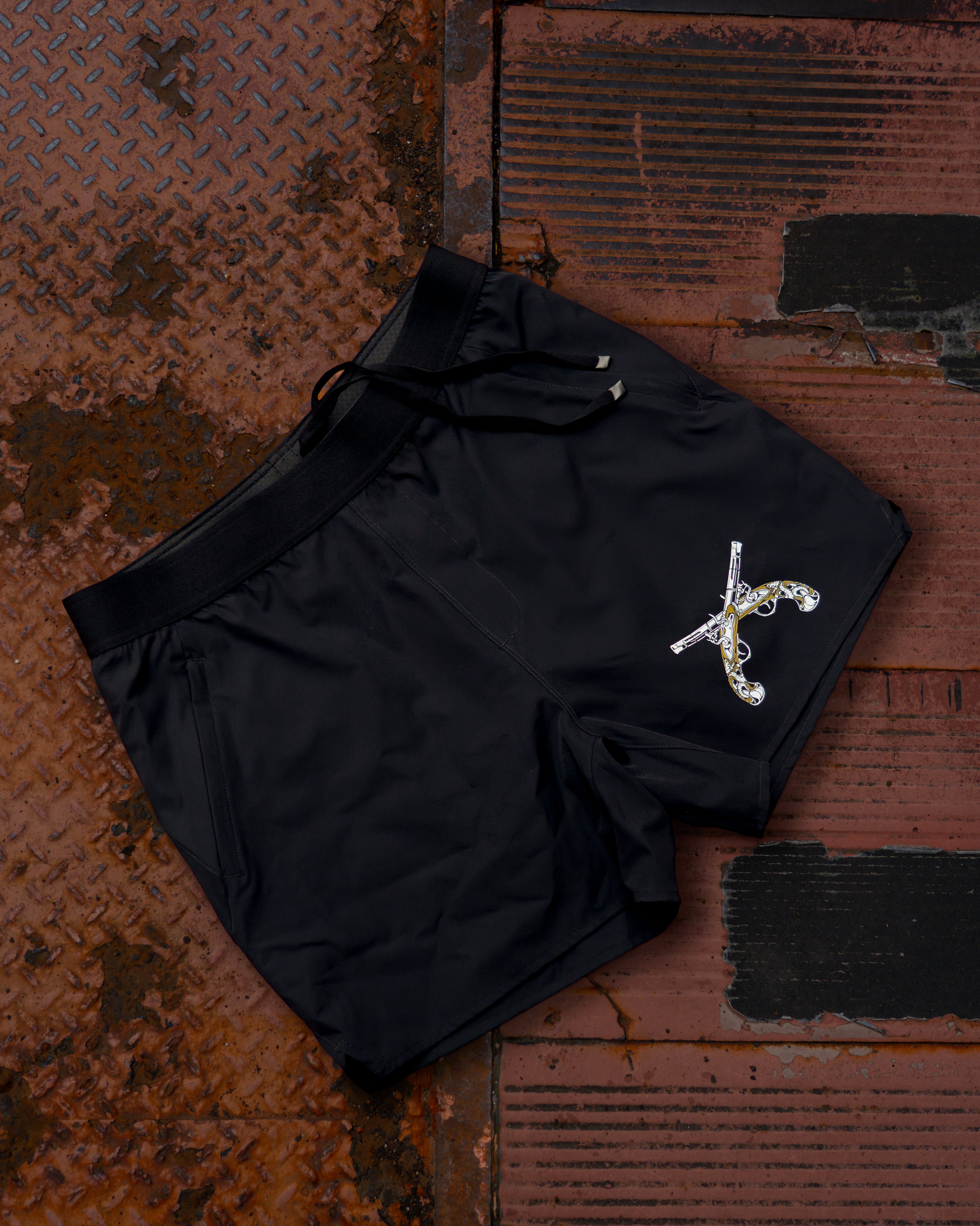 LINEAR x 13TH CRYPT SHORT (LINED)